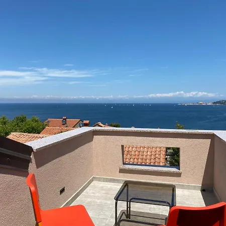 Sea View Melita Monterosso كرفني فره